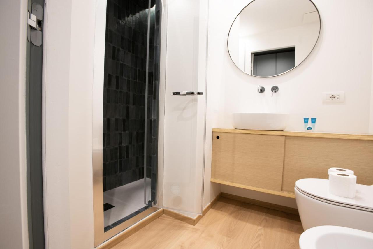 Easylife - Lusso E Tradizione In Sant'Ambrogio Lejlighed Milano Eksteriør billede